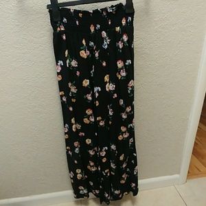 Wide leg pants
